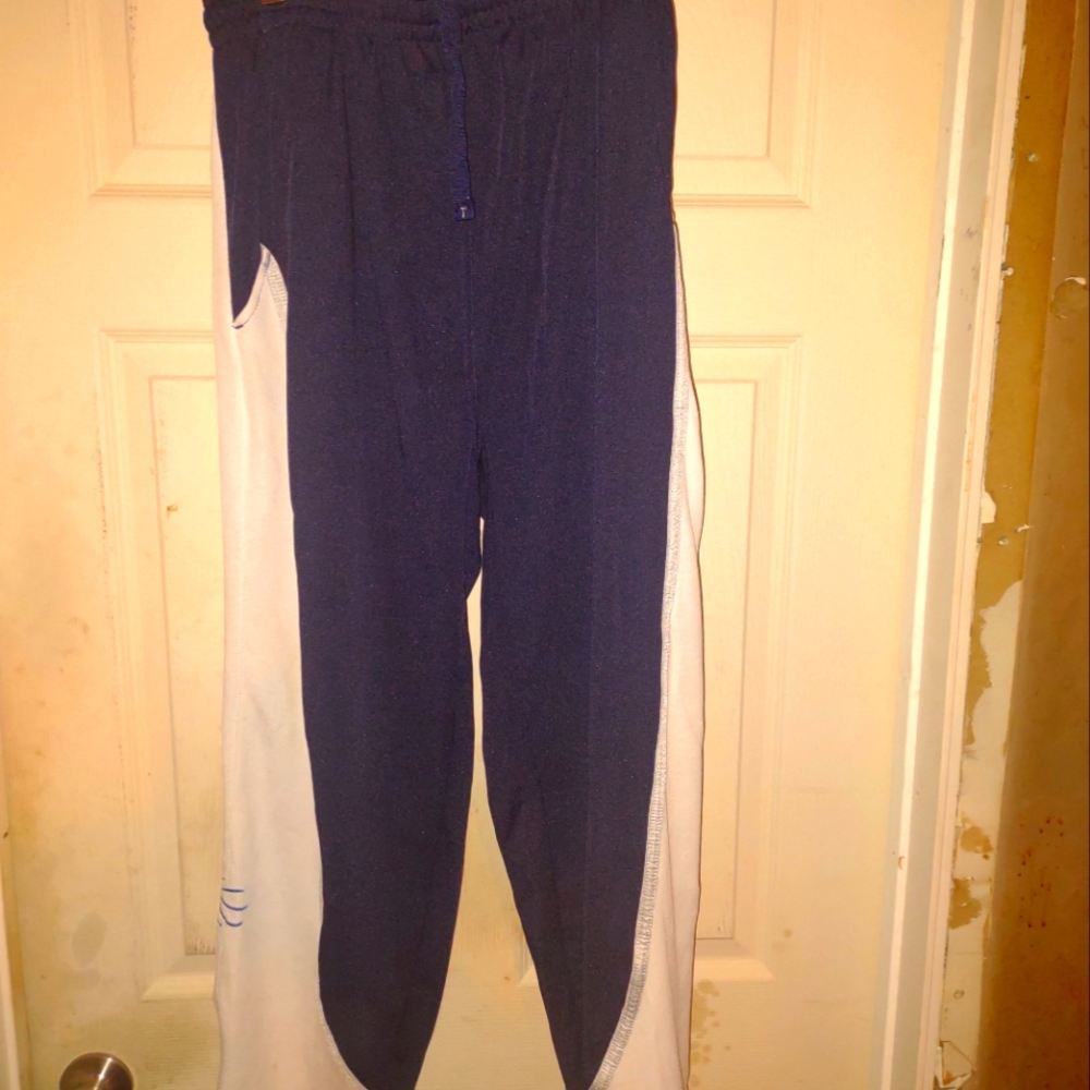 Woman's NBA Elevation Team Warm Up Sports Pants size Medium‎